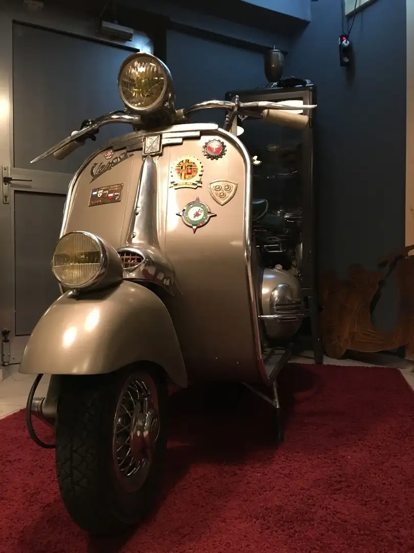 Vespa ACMA 125 Bronzová - 2