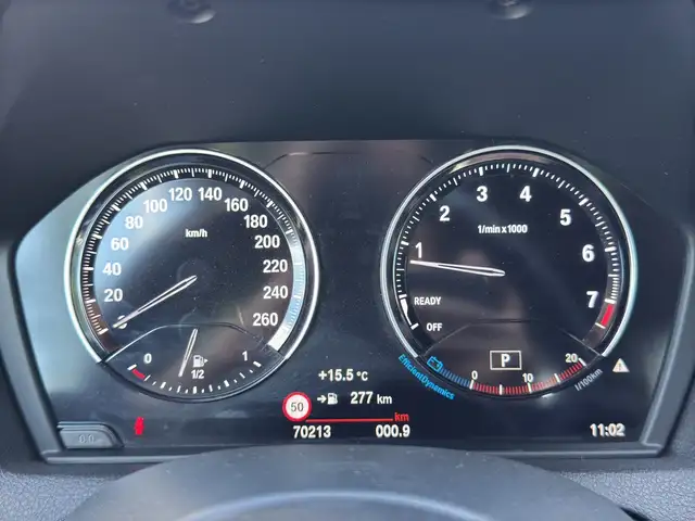BMW 1 Series view 24