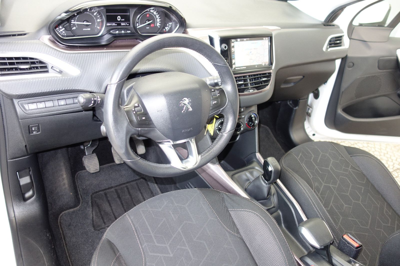 Peugeot 2008 Active/Navi,Klima,1-Hand,TÜV BIS-07-2028 — photo 12