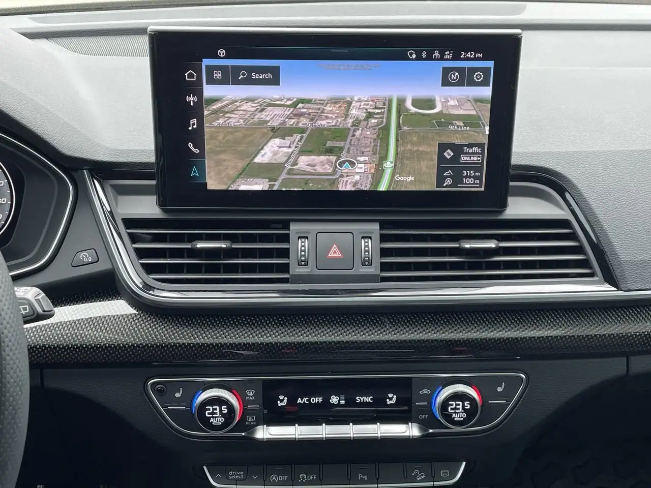 Audi SQ5 снимка Audi SQ5