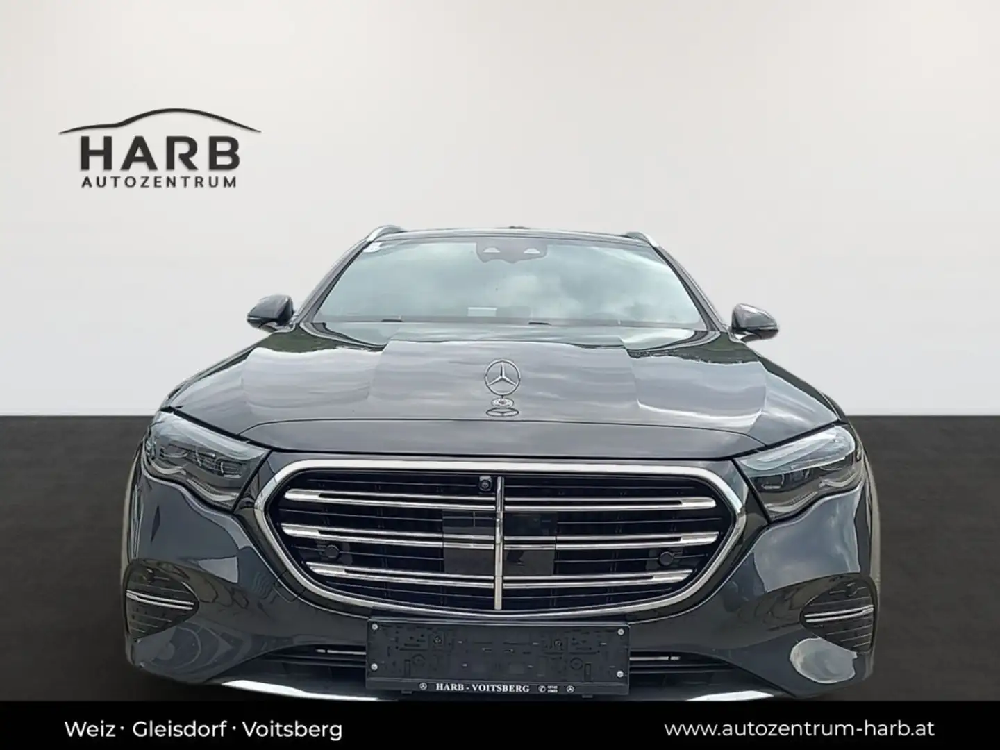 Mercedes-Benz E 300 de 4 Matic T Grau - 2