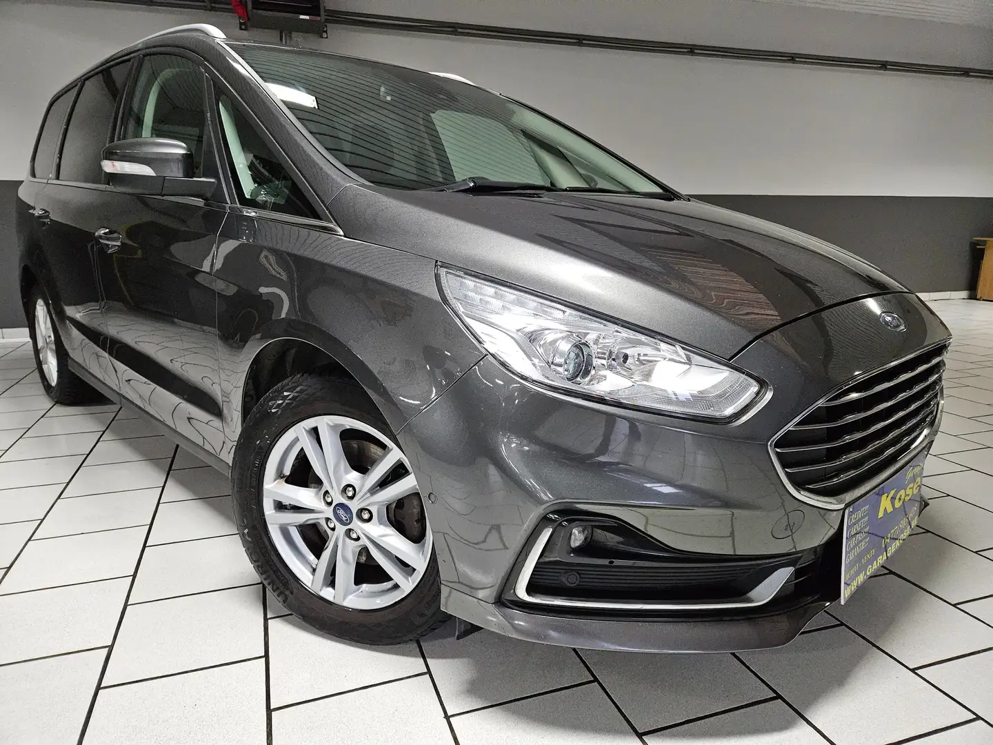 Ford Galaxy 20D//7PLACES//CUIR//NAVIGATION//1ER PROPRIETAIRE Grey - 1