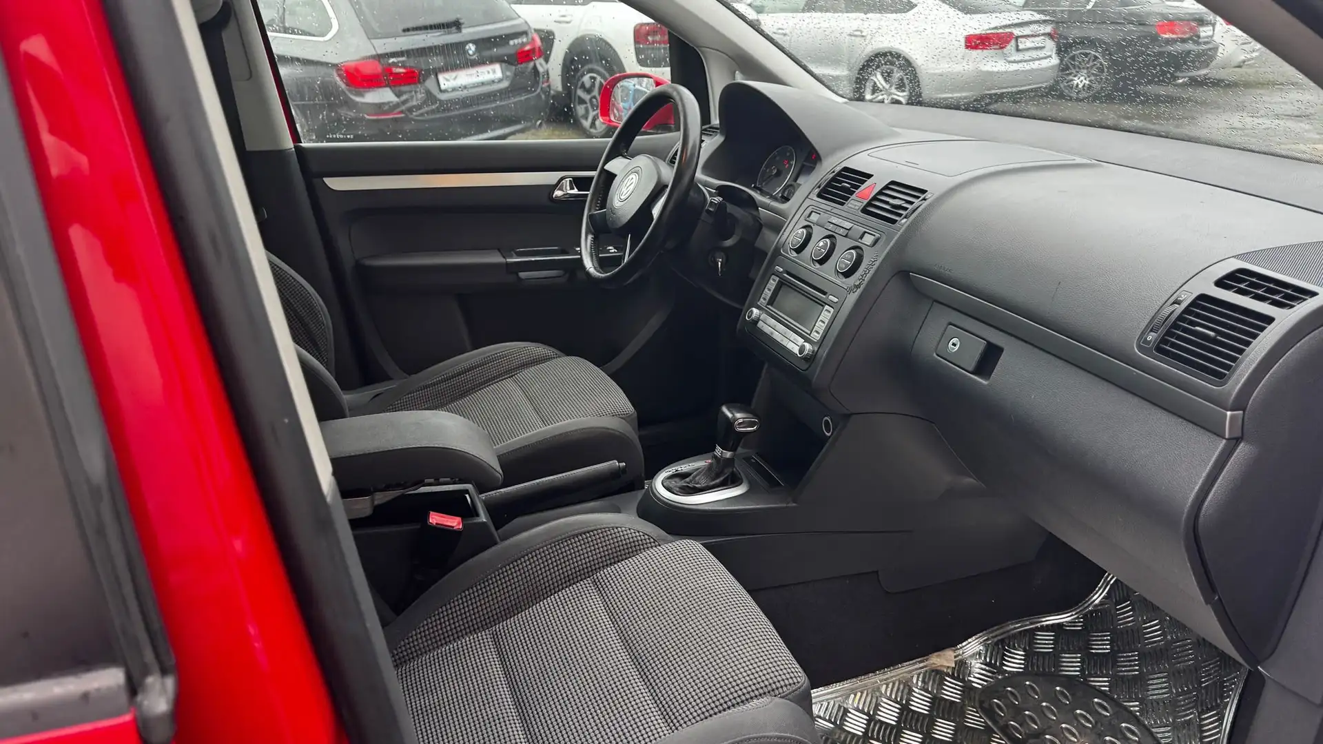 Volkswagen Touran Highline Rouge - 2