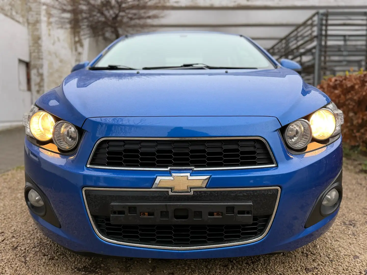 Chevrolet Aveo 1.4i LT Bleu - 2