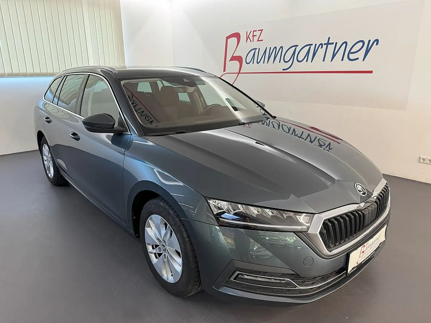 Skoda Octavia Combi 2,0TDI DSG *LED*NAVI*ACC*Sitzheizung*WSS-... Grau - 1
