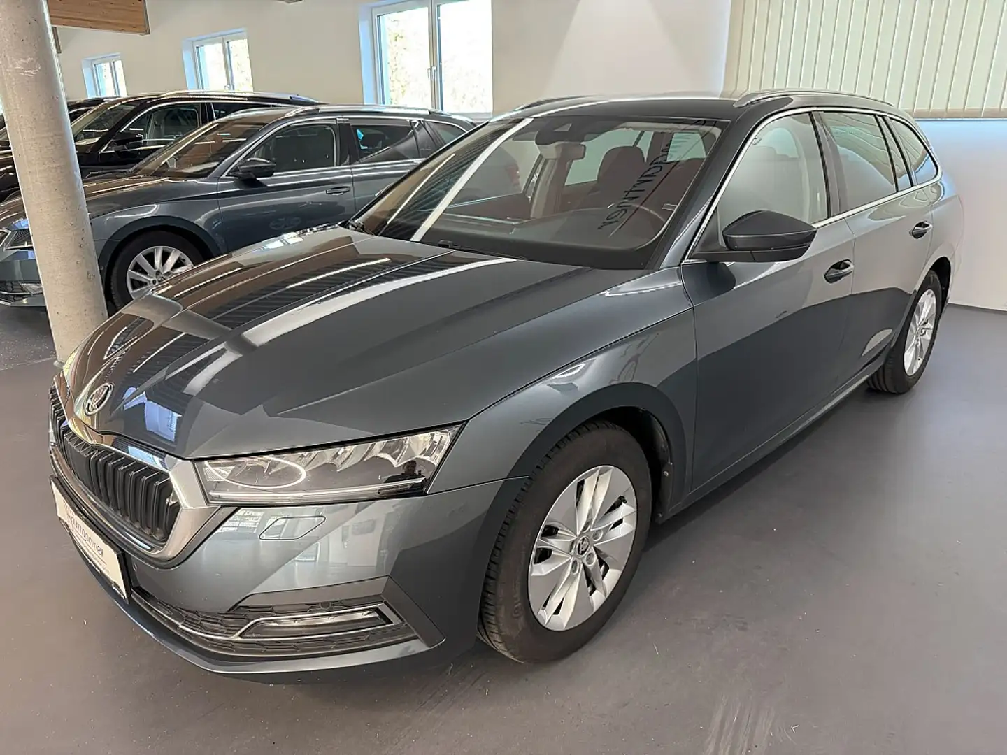 Skoda Octavia Combi 2,0TDI DSG *LED*NAVI*ACC*Sitzheizung*WSS-... Grau - 2