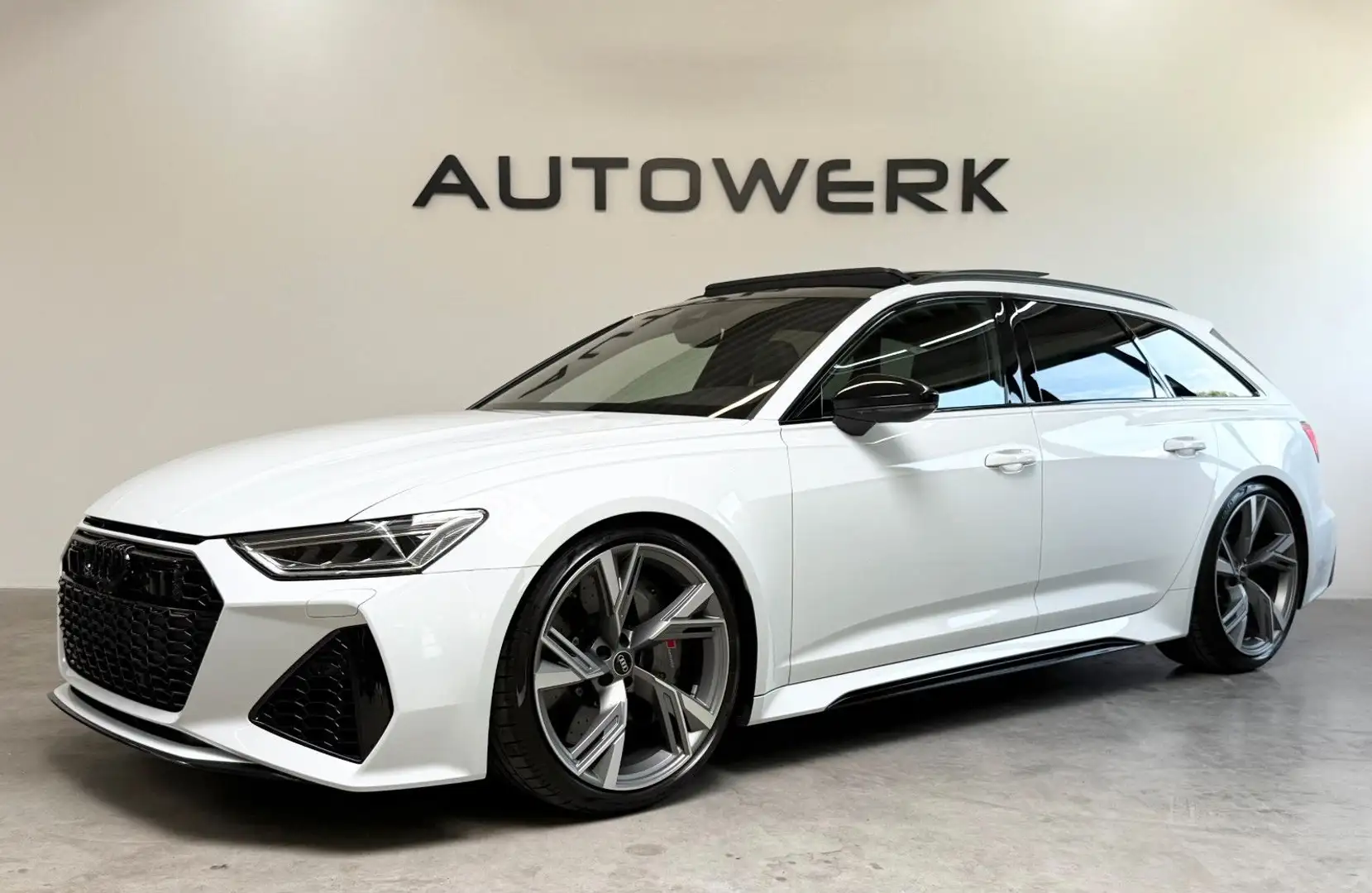 Audi RS6 RS 6 Avant 4.0 TFSI QUATTRO*H&R*PANO*SCHALE* Wit - 2
