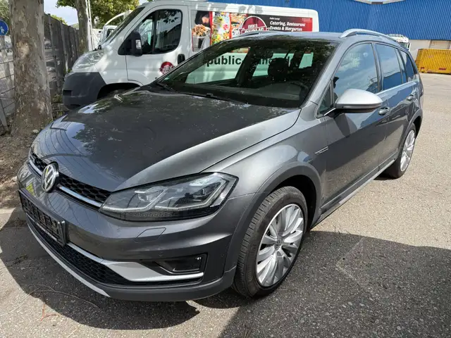 Volkswagen Golf Variant Alltrack 4Motion DSG LED AHK Navi Soundsystem