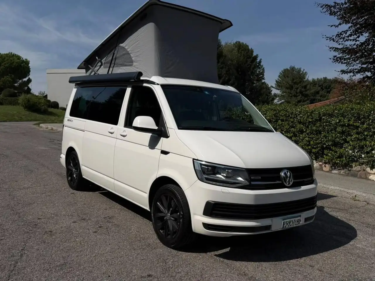 Volkswagen T6 California 4Motion DSG 2.0 TDI 150cv "Beach"