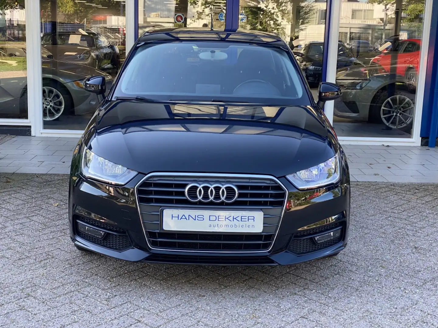 Audi A1 Sportback automaat navigatie 1.0 Чорний - 2