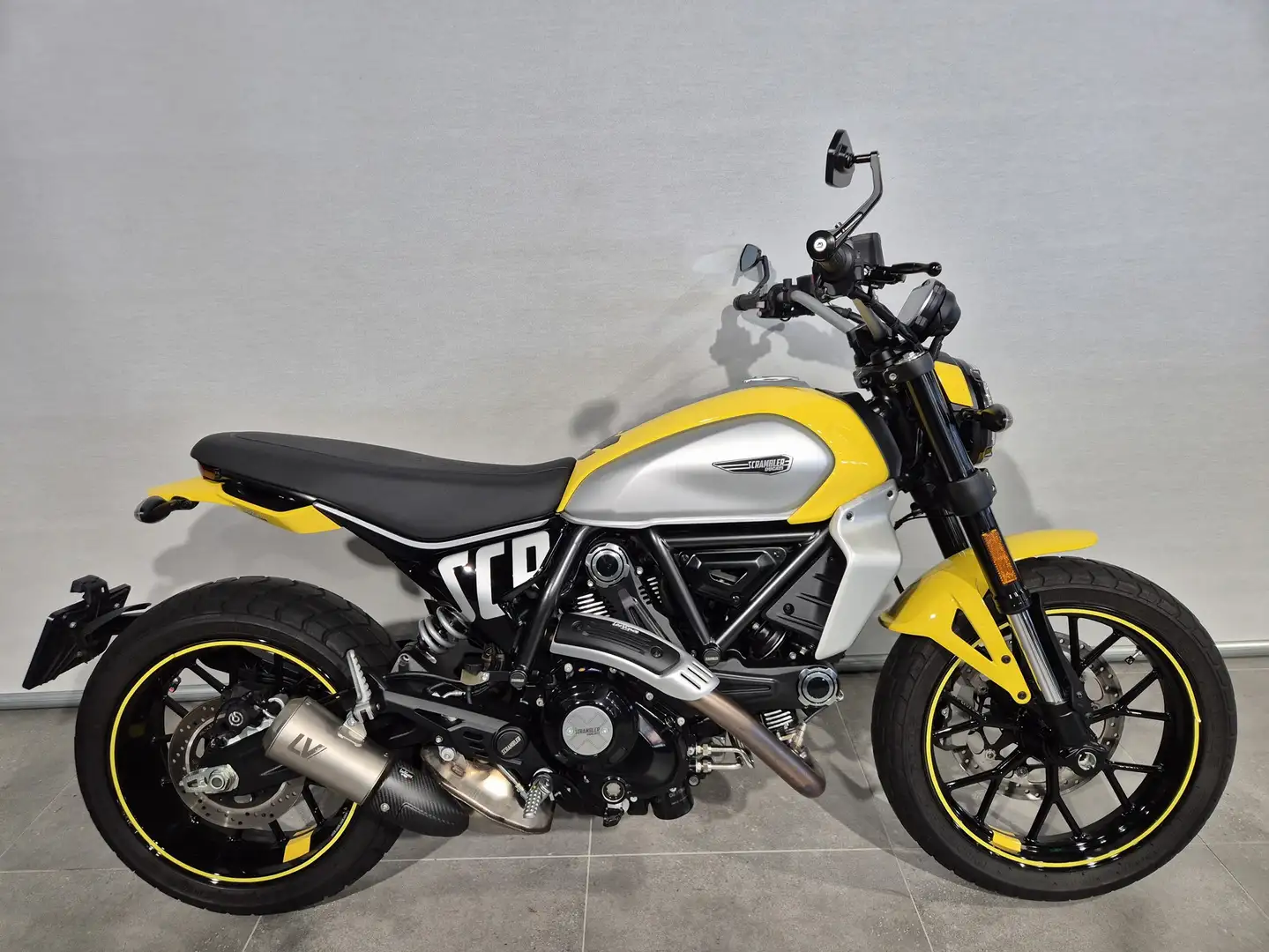 Ducati Scrambler ICON Geel - 1