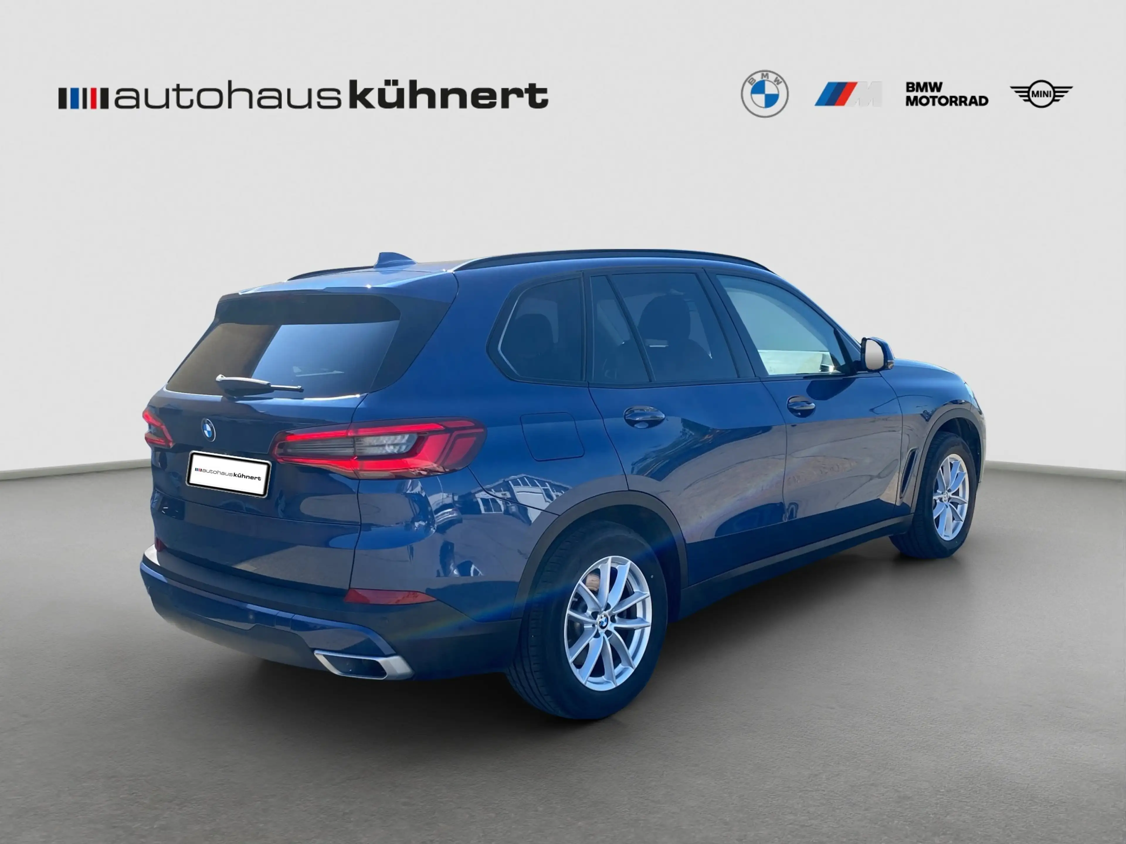 BMW X5 xDrive 30d Laser ACC 360° AHK HUD HiFi DAB — photo 7