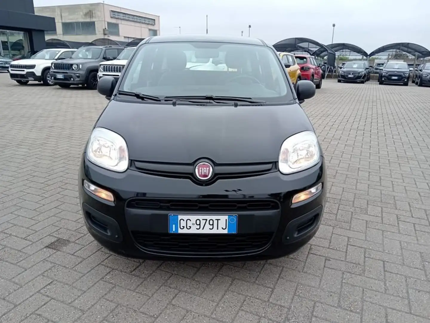 Fiat Panda 1.0 FireFly S&S Hybrid Nero - 2