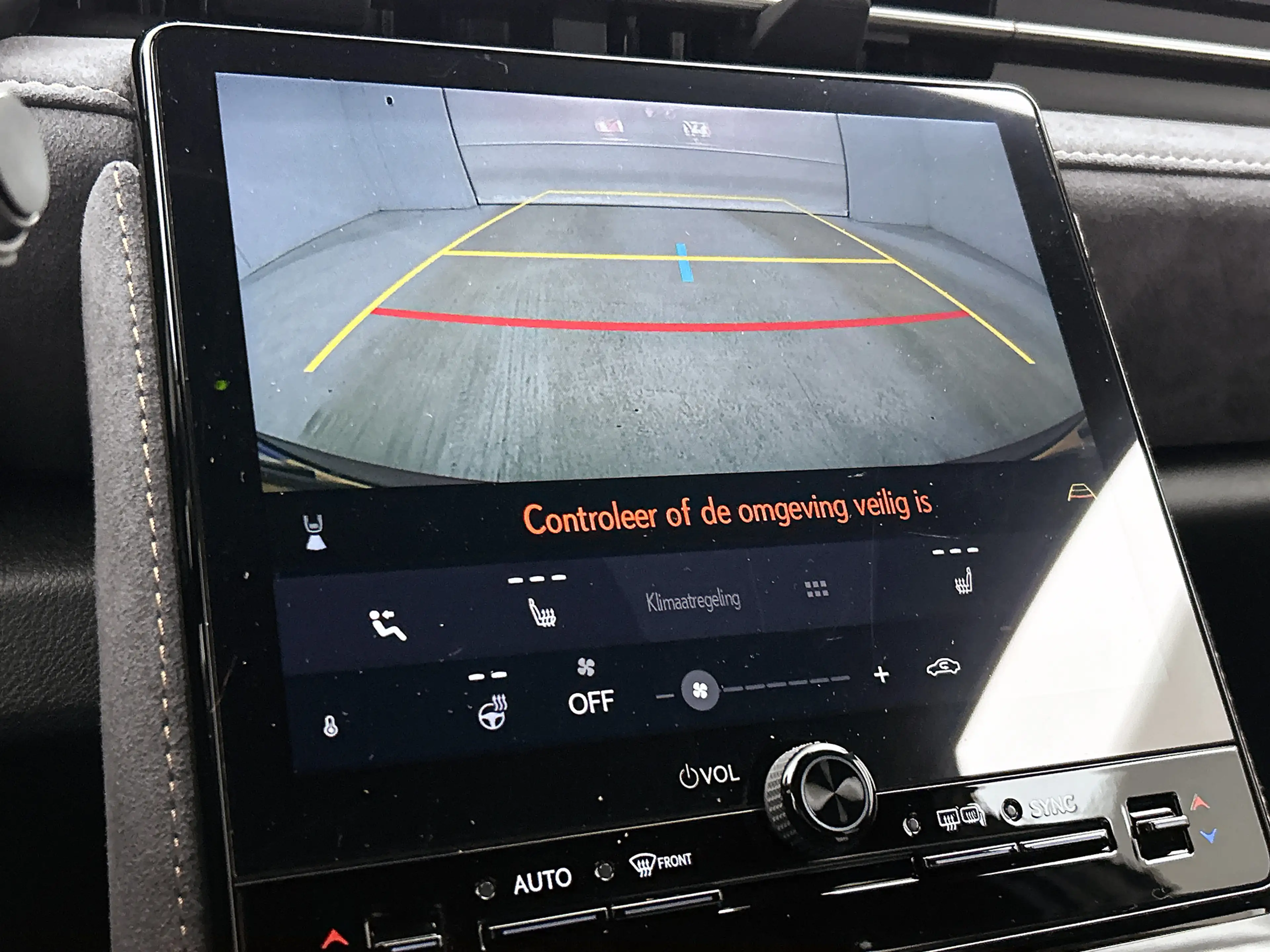 Lexus LBX Cool 2WD | Parkeersensoren V+A | Blindspot | Stuur — photo 7