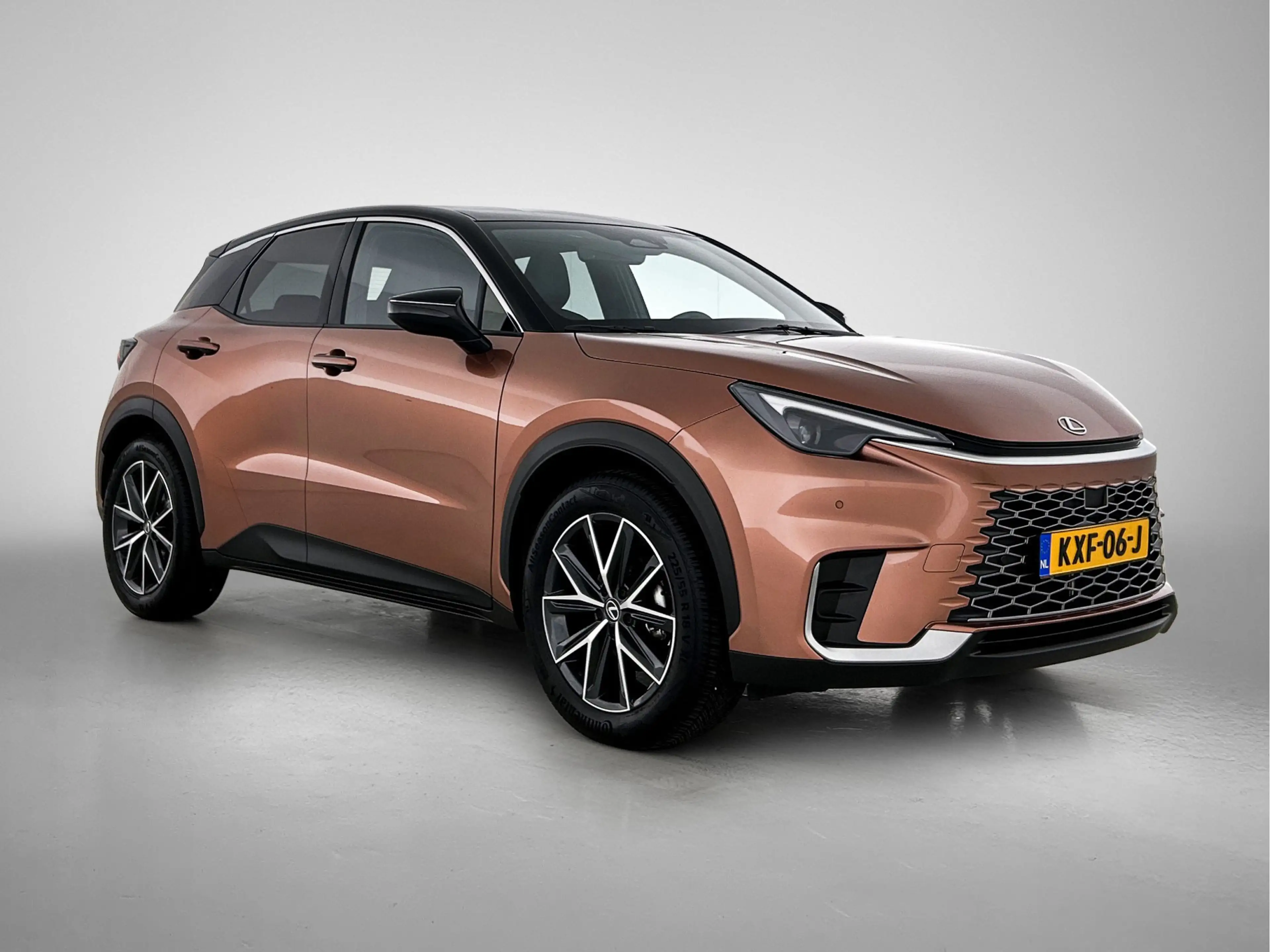 Lexus LBX Cool 2WD | Parkeersensoren V+A | Blindspot | Stuur — photo 12