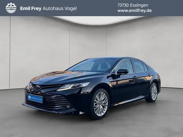 Toyota Camry 2.5 Hybrid Luxury