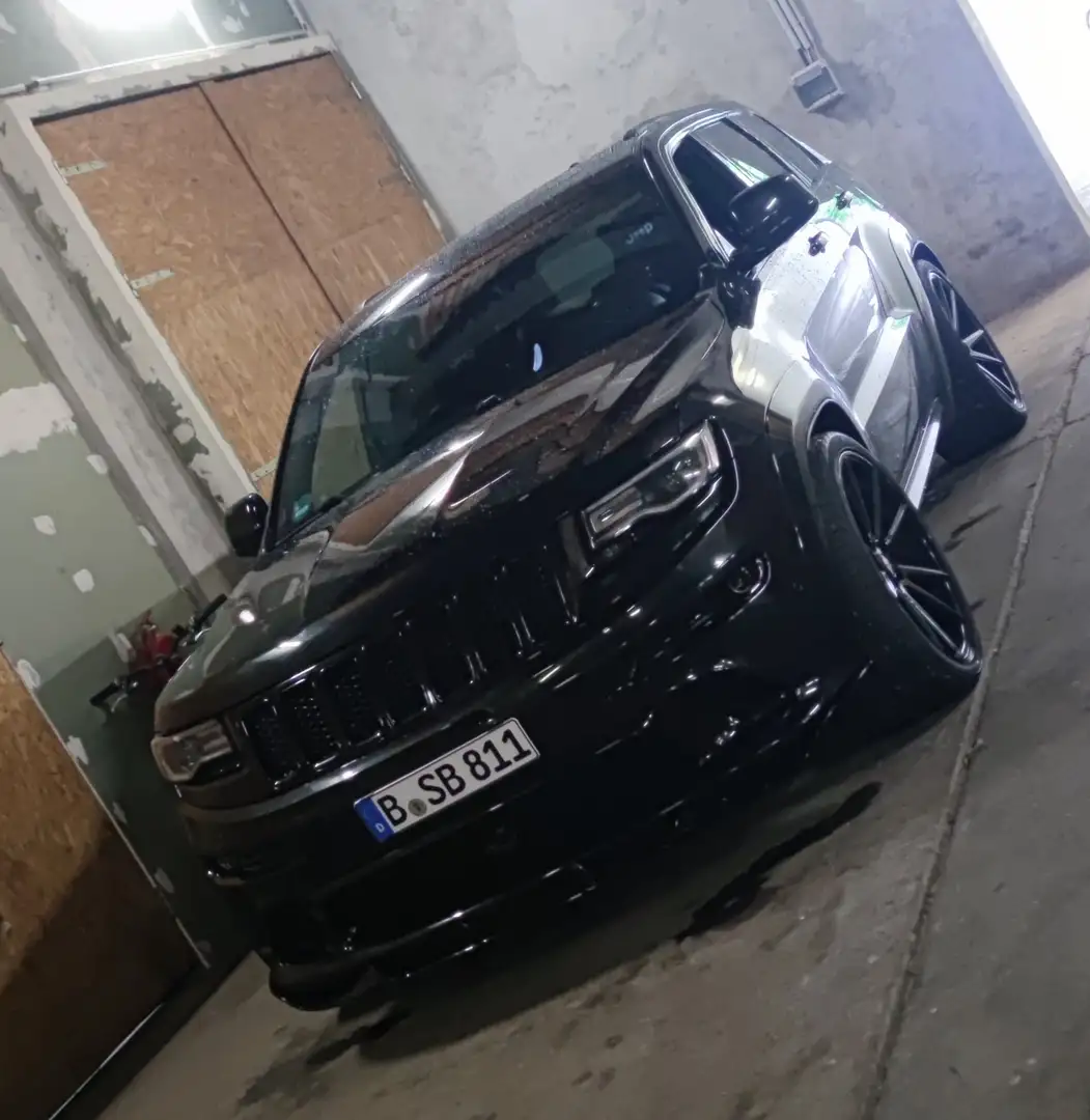 Jeep Grand Cherokee Grand Cherokee SRT Schwarz - 1