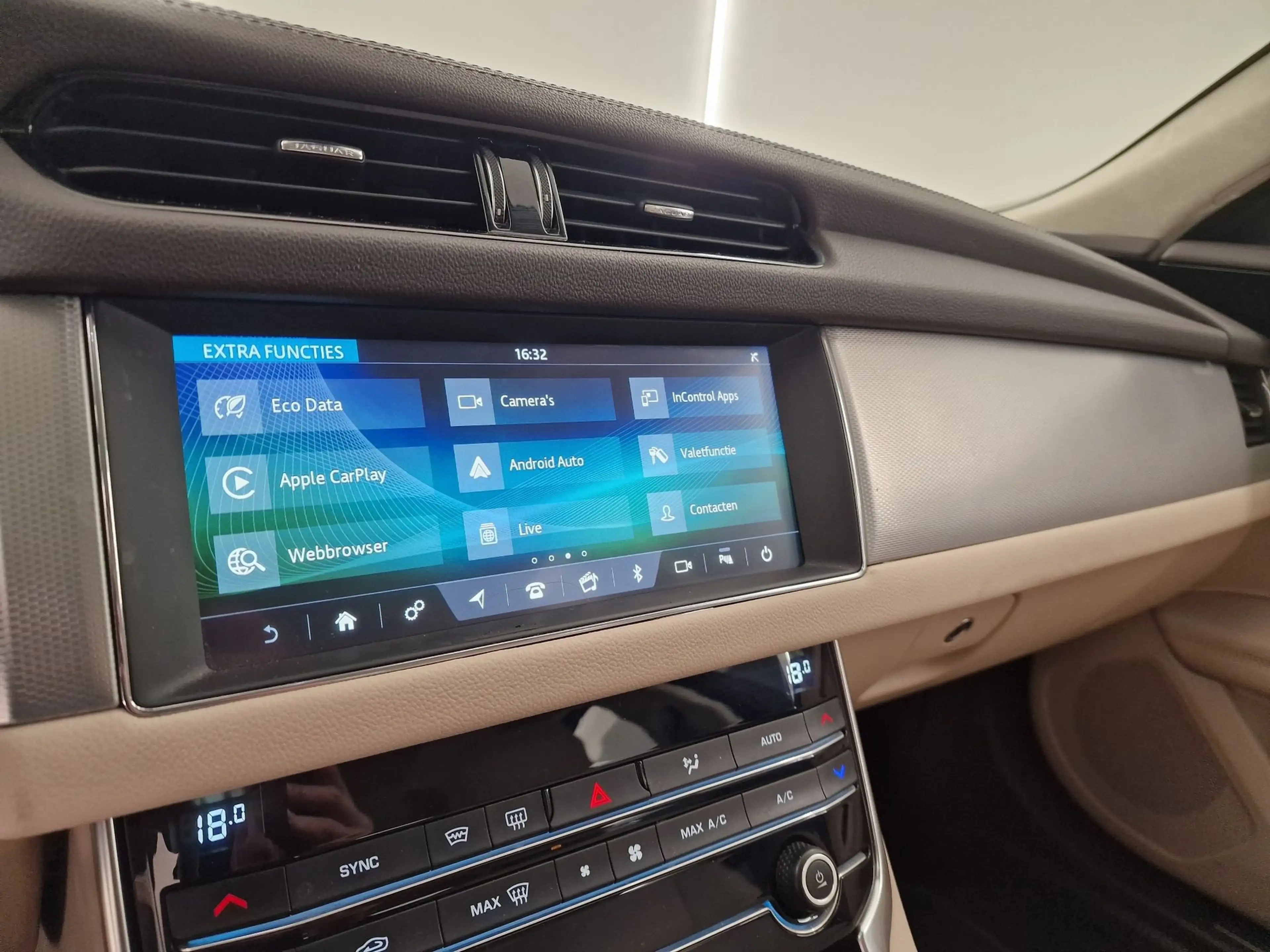 Jaguar XF PORTFOLIO BENZINE AUTOMAAT OPEN DAK 57000KM!!!! — photo 9