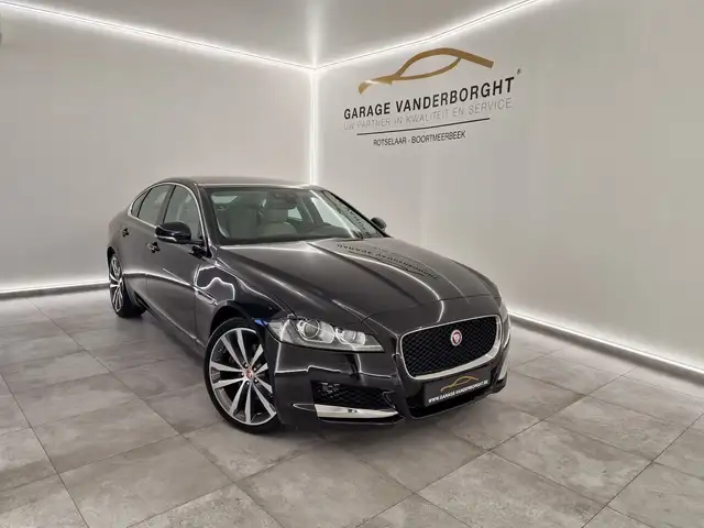 Jaguar XF PORTFOLIO BENZINE AUTOMAAT OPEN DAK 57000KM!!!!