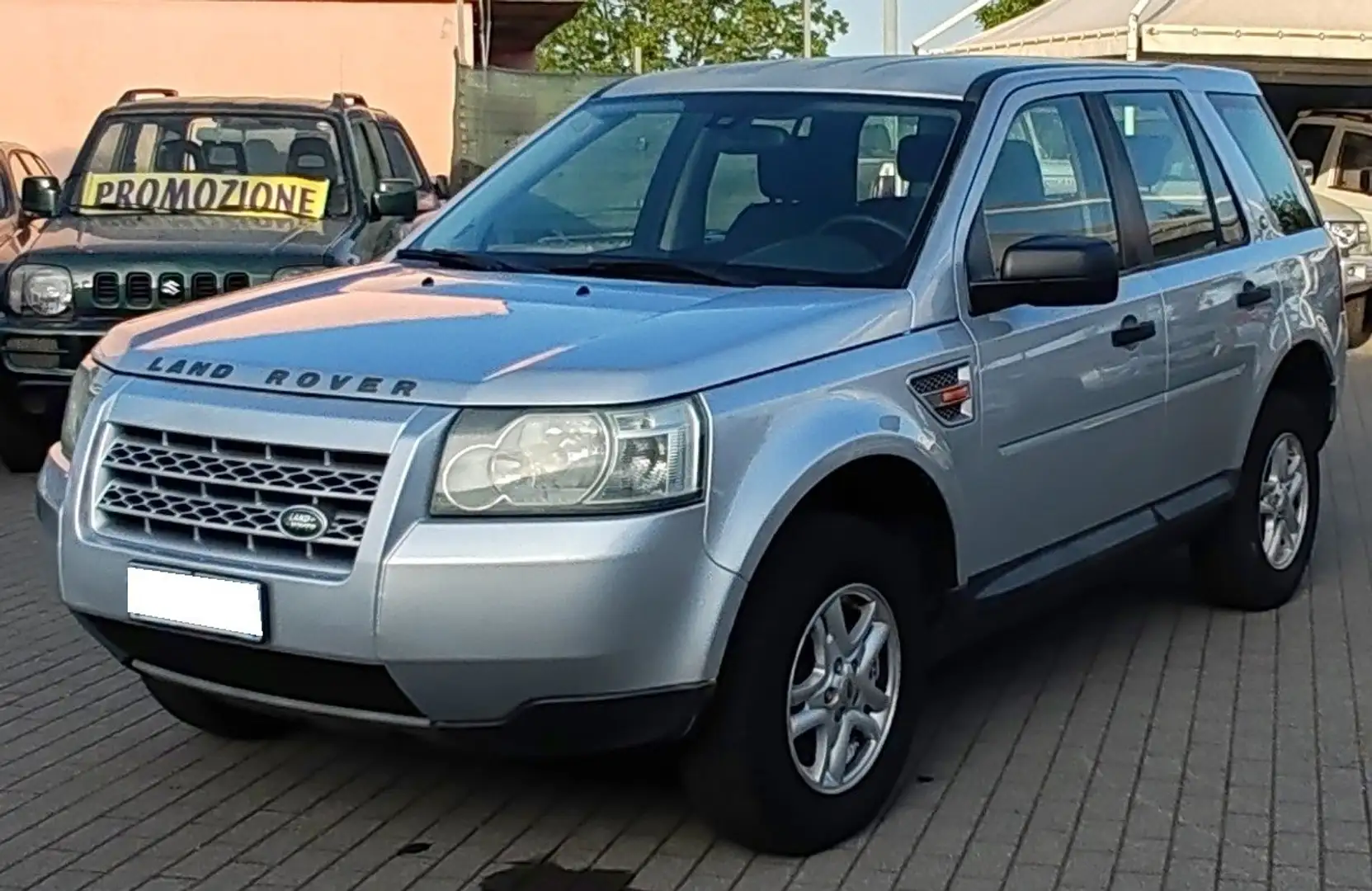 Land Rover Freelander Freelander 2.2 td4 E Plateado - 1