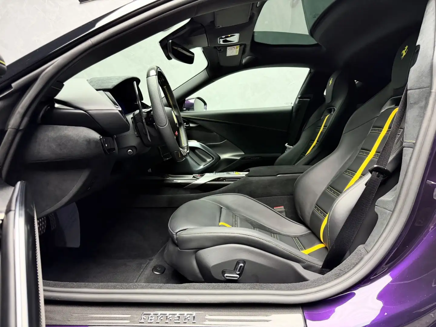 Ferrari 12Cilindri FULLCARBON VIOLA HONGKONG LIFT 360 Фіолетовий - 2