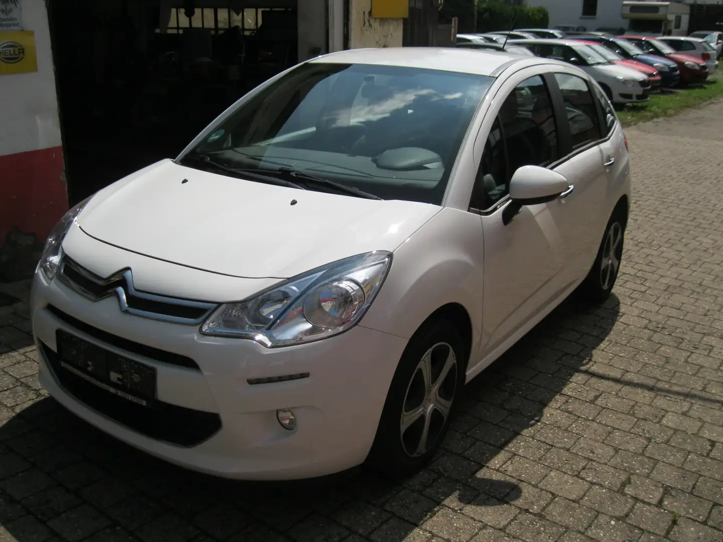Citroen C3 Pure Tech (VTi) 82 Selection Weiß - 1