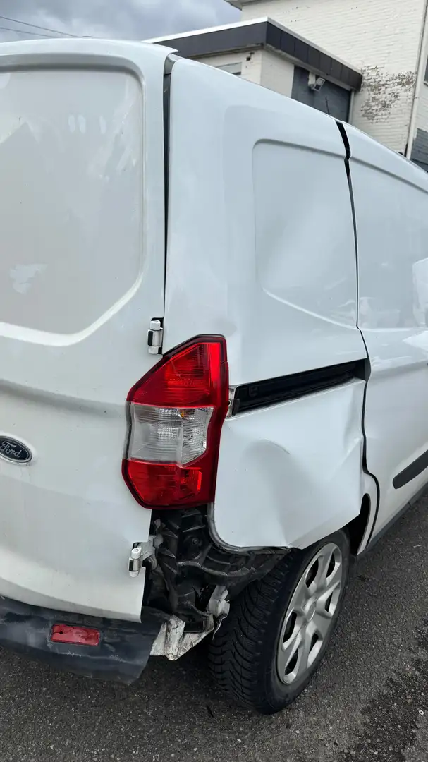 Ford transit courrier Wit - 2