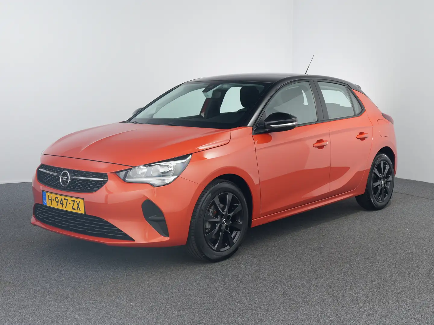 Opel Corsa 1.2 Black-Orange Edition | Achterbank in delen nee Orange - 1