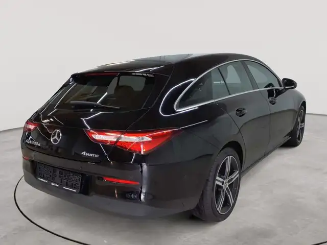Mercedes-Benz Cla view 4
