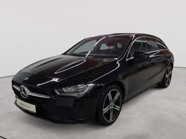 Mercedes-Benz Cla view 2