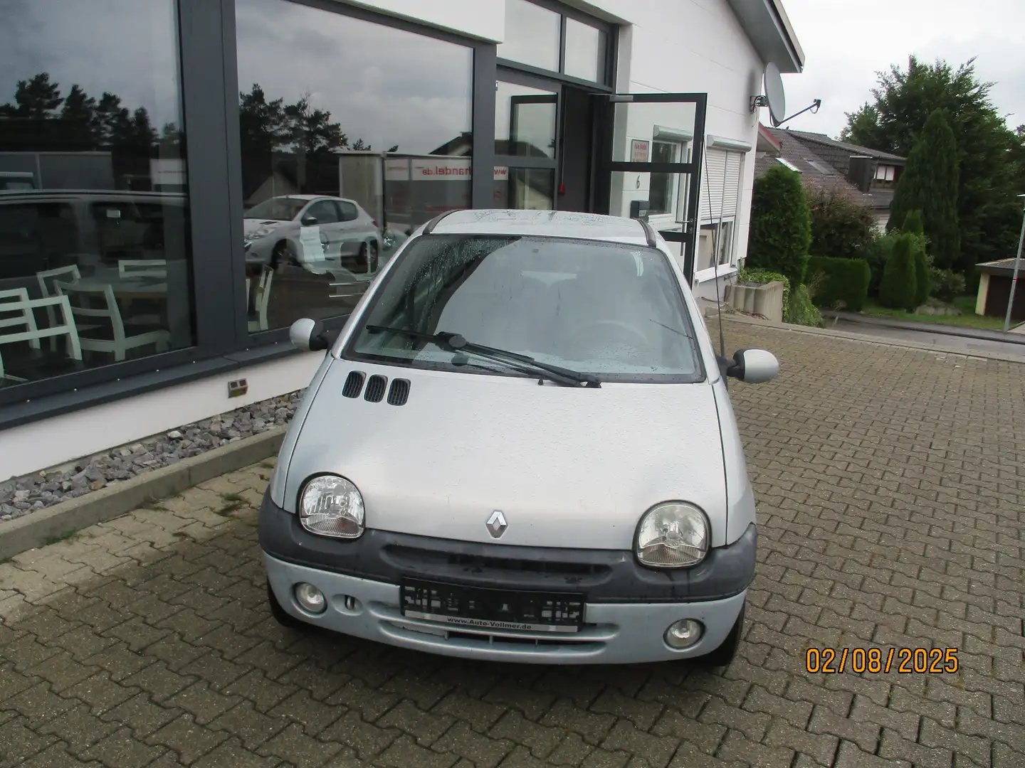 Renault Twingo 1.2 Privilege srebrna - 1