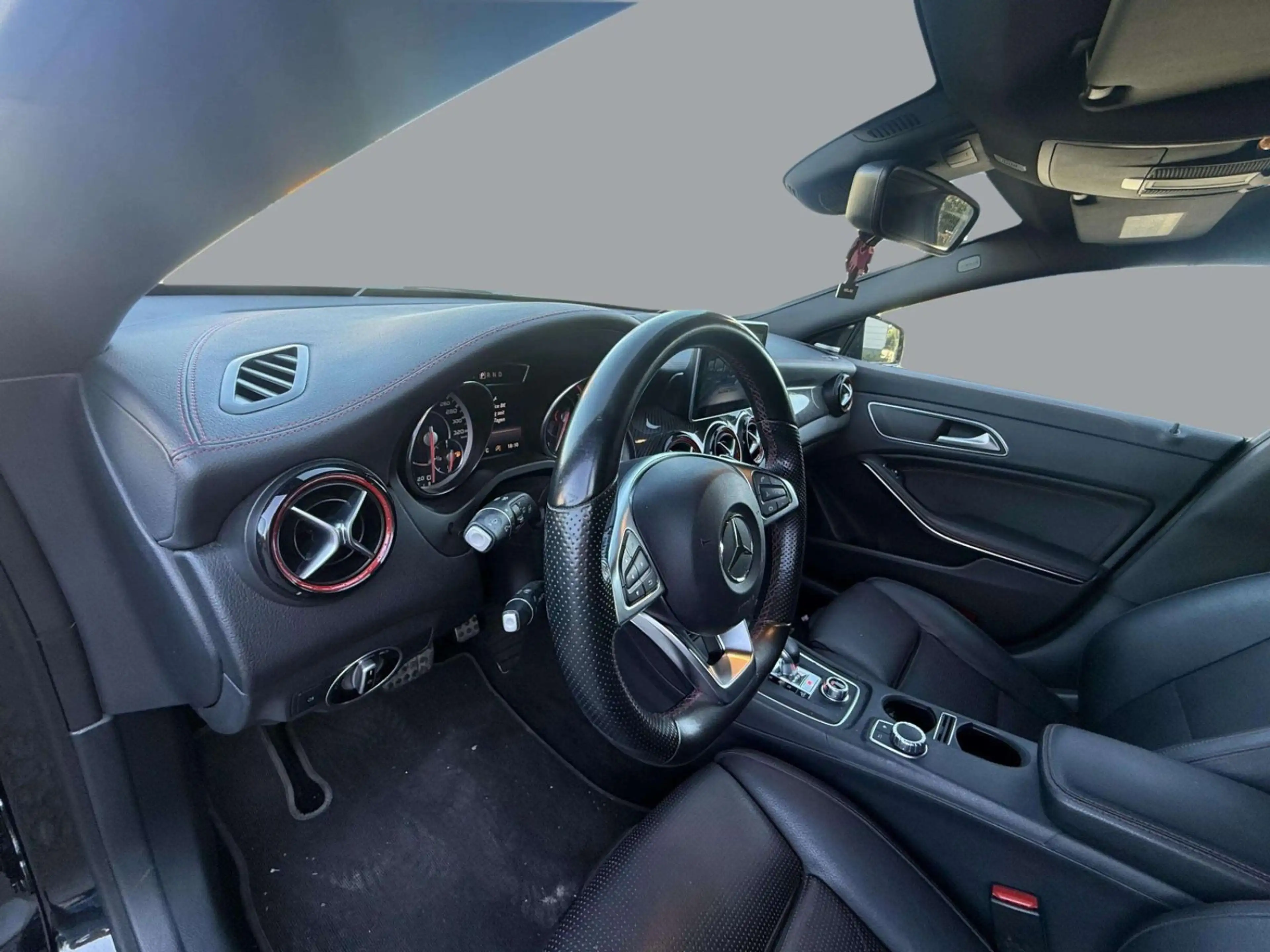 Mercedes-Benz CLA 45 AMG — photo 6