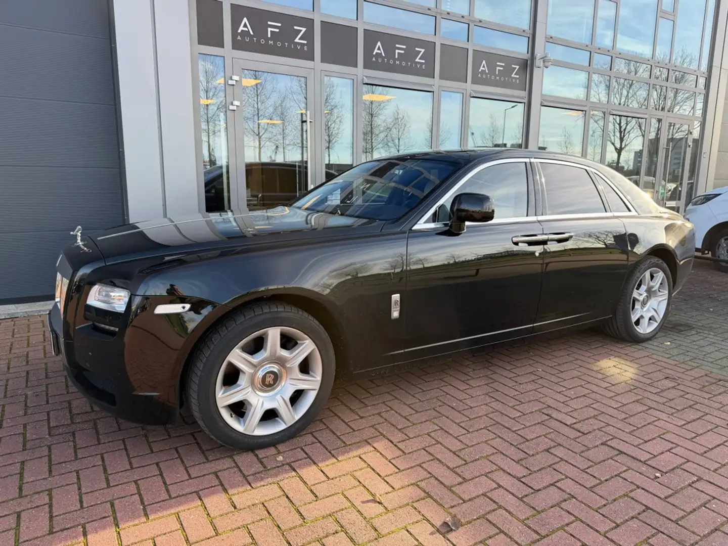 Rolls-Royce Ghost 6.6 V12 Zwart - 2