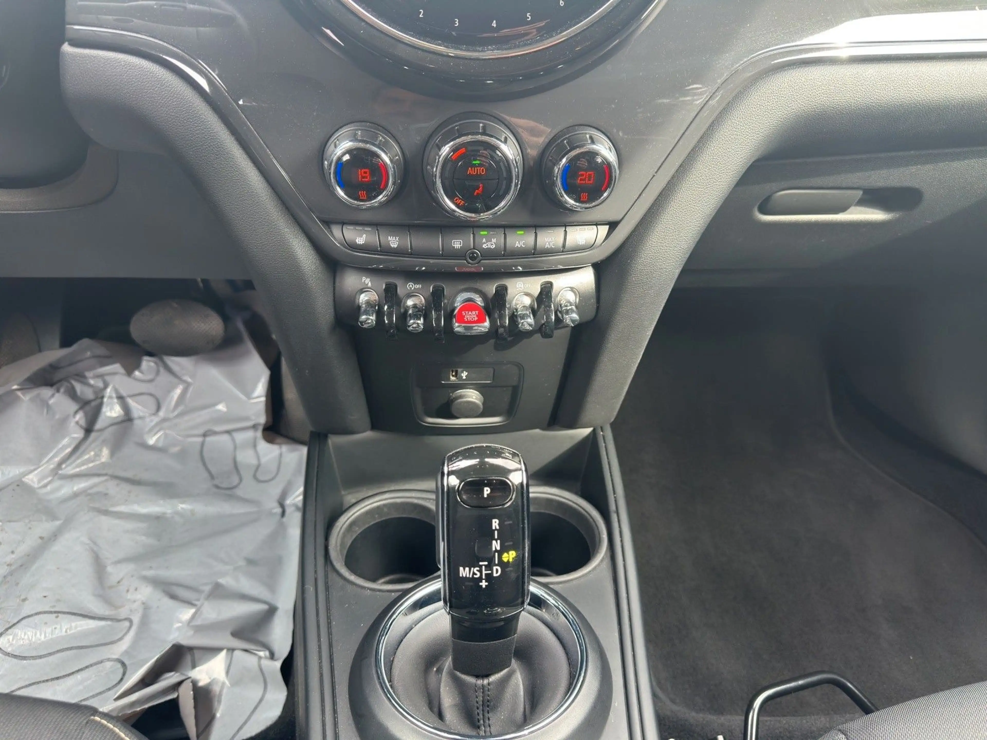 MINI Cooper Countryman BICOLOUR+DKG+LED — photo 15