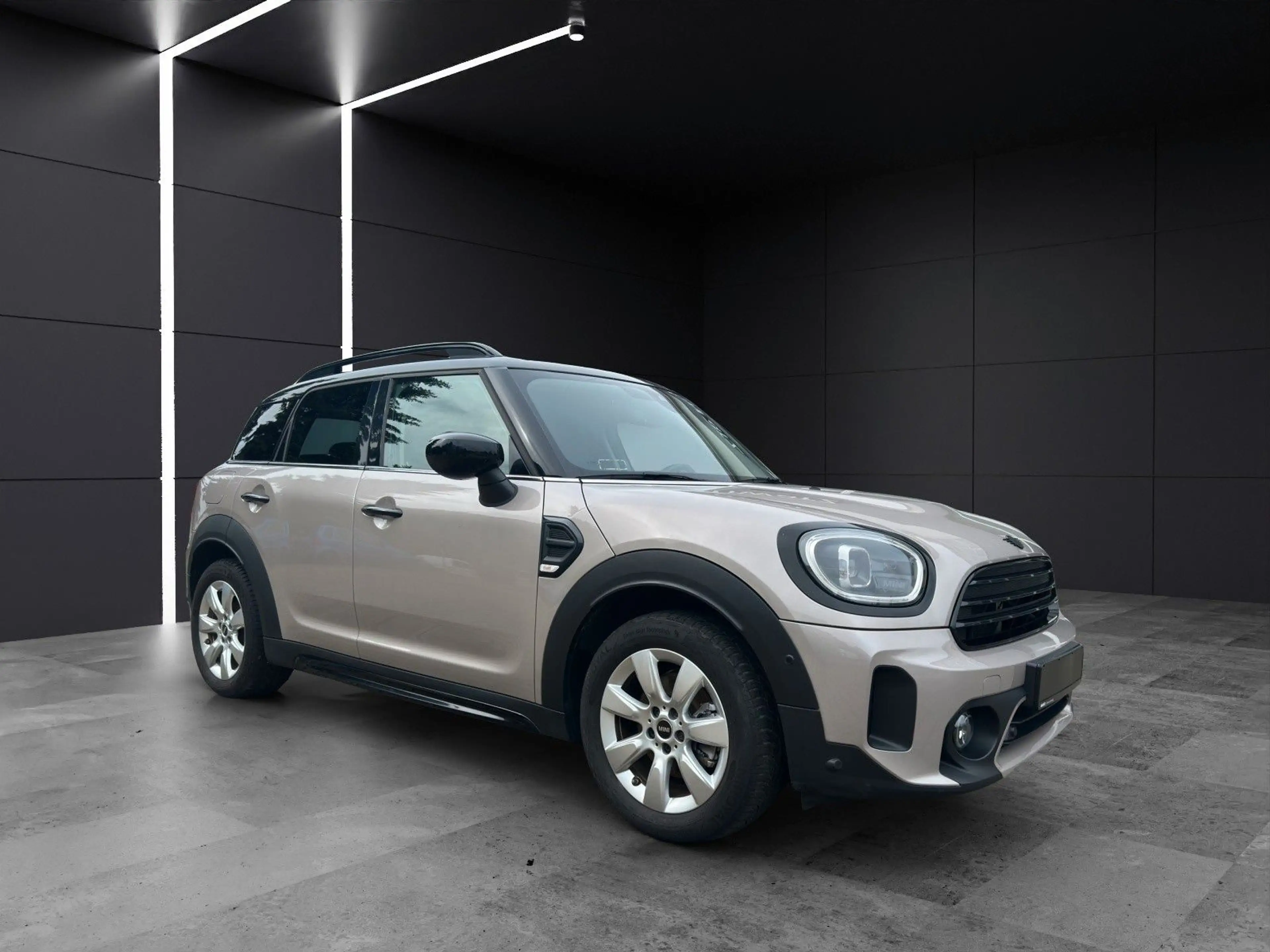 MINI Cooper Countryman BICOLOUR+DKG+LED — photo 7