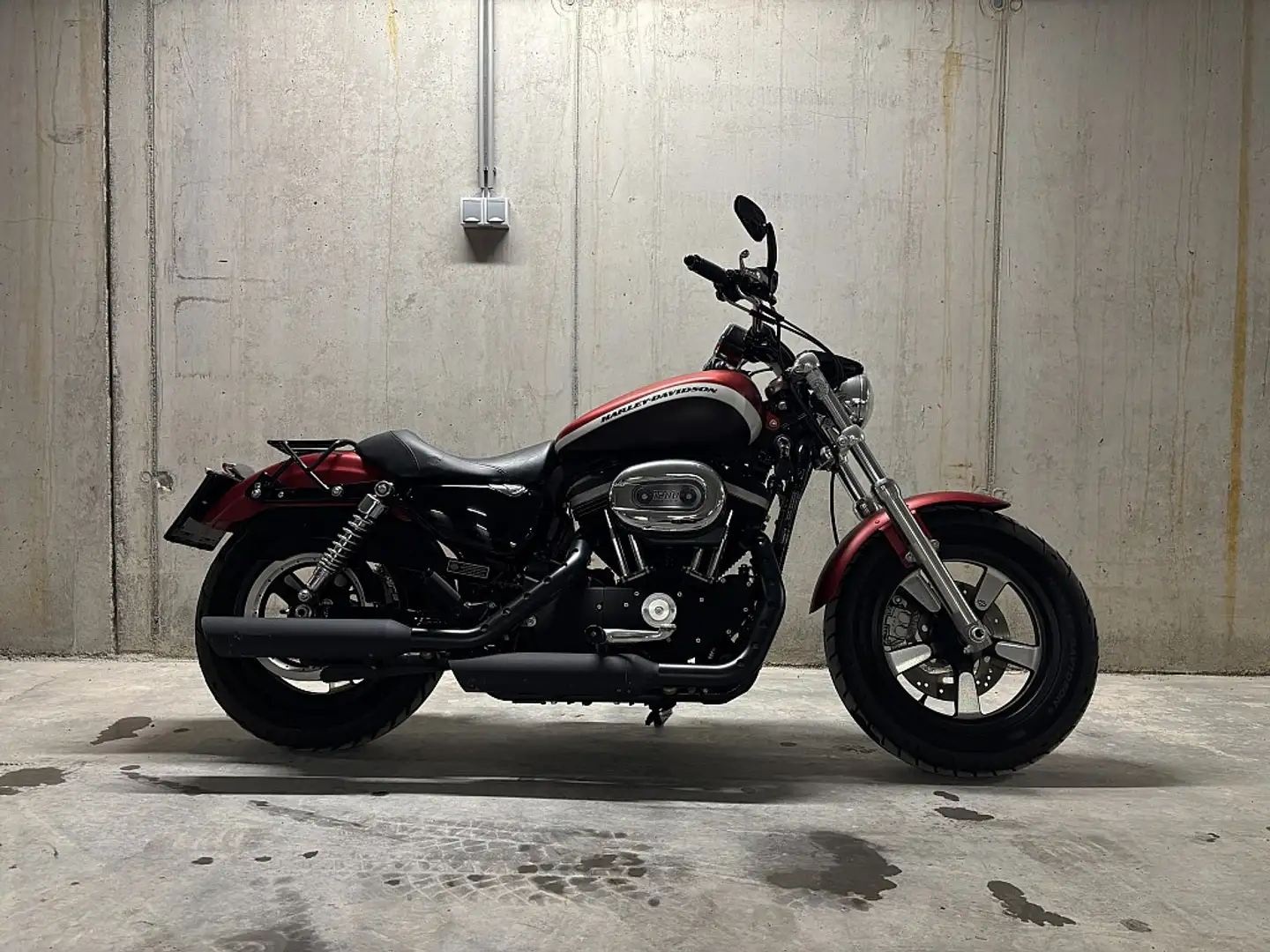 Harley-Davidson Sportster Sportster XL1200CA Custom - 1