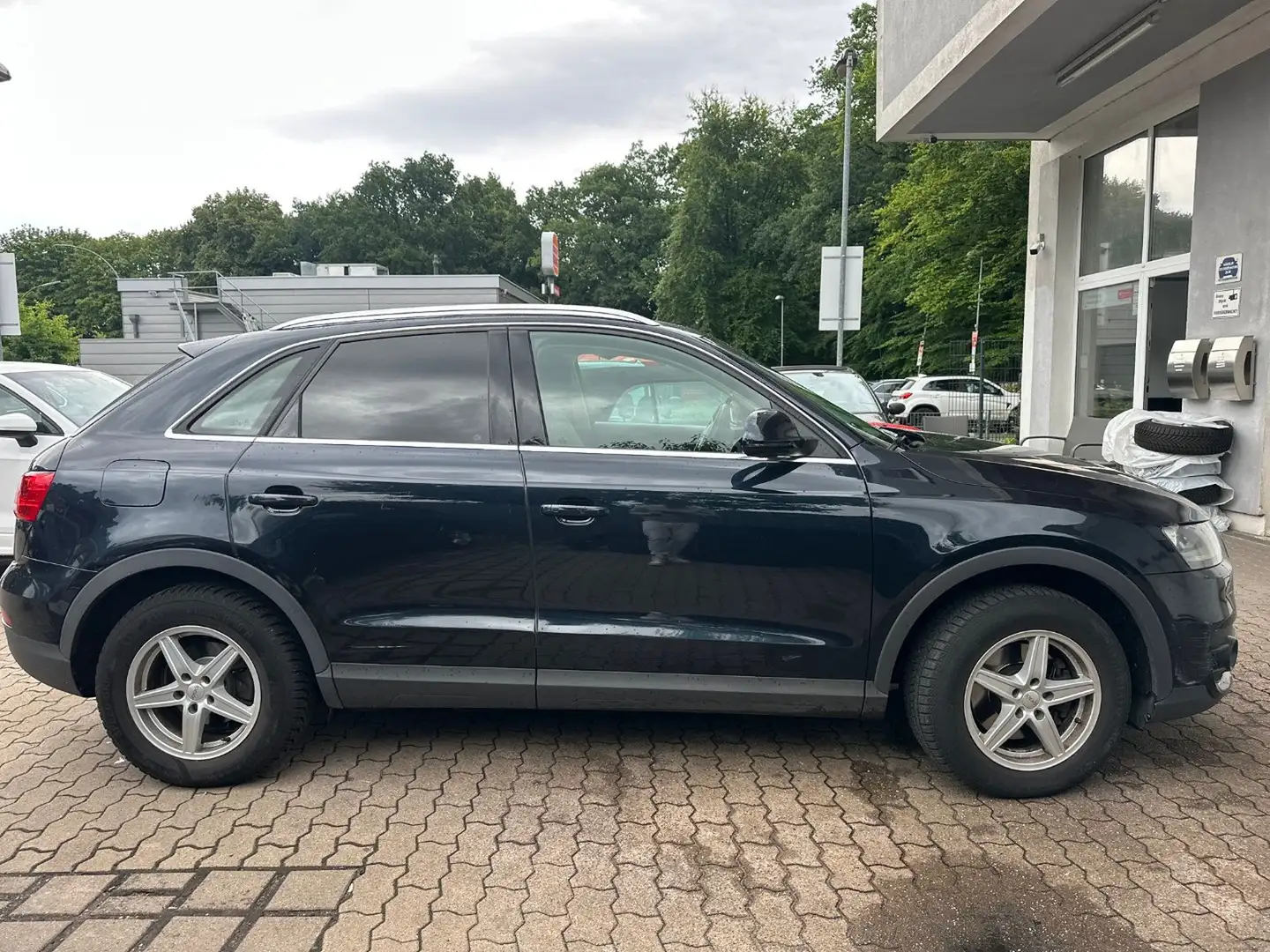 Audi Q3 2.0 TDI quattro Blue - 2