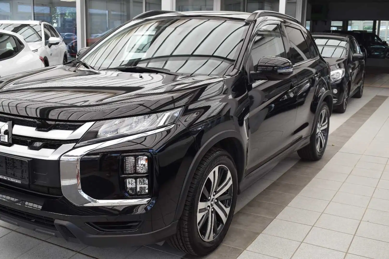 Mitsubishi ASX TOP 2.0 Automatik, Allrad Czarny - 1