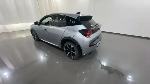 Lancia Ypsilon view 3