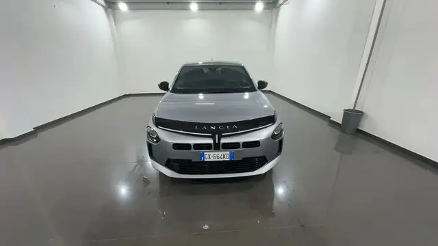Lancia Ypsilon view 7