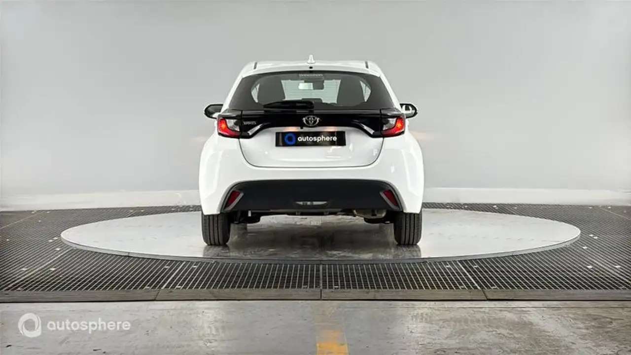 Toyota Yaris Yaris — photo 6