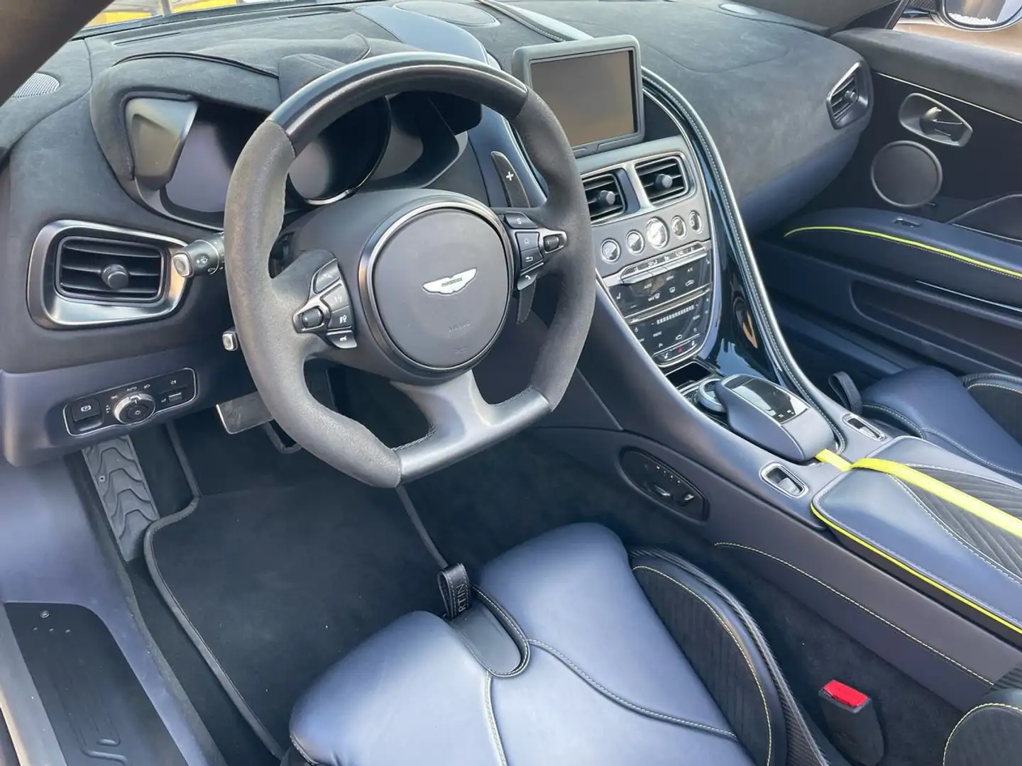 Aston Martin DBS (Superleggera) Volante 770 Ultimate 5.2 V12 auto Blau - 2