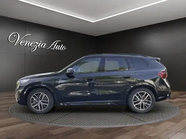 BMW X1 view 2