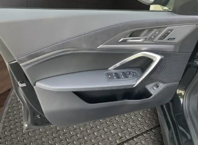 BMW X1 view 10