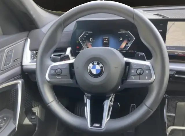 BMW X1 view 9