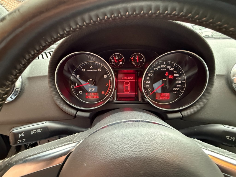 Audi TT 2.0 TFSI  S-LINE  Nieuwe revisie motor 1500km — photo 6