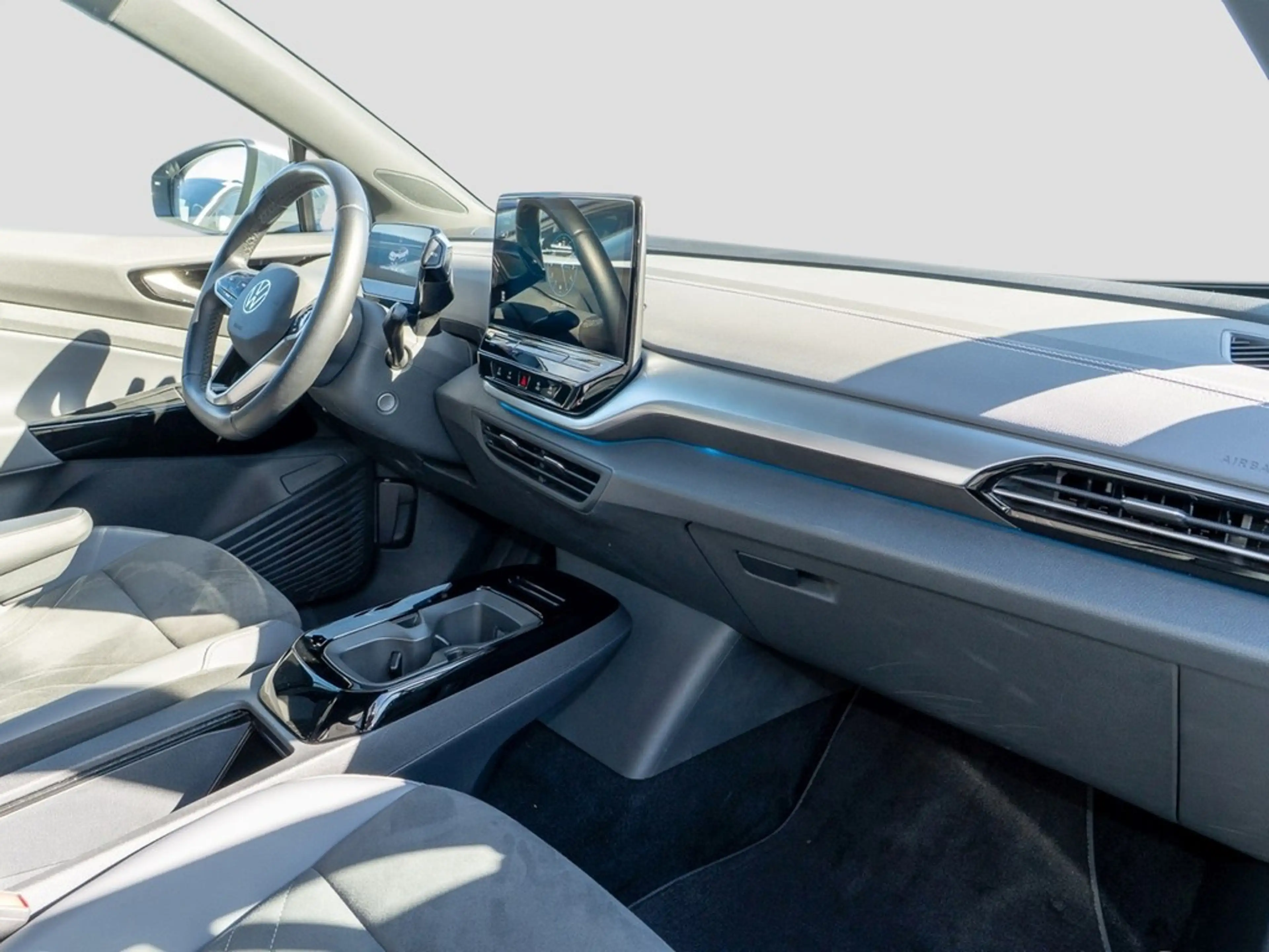 Volkswagen ID.5 Pro AHK — photo 9