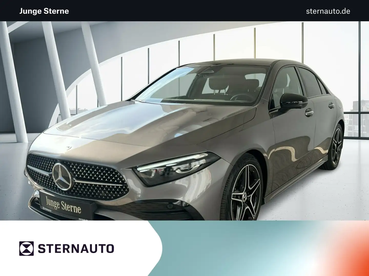 Mercedes-Benz A 200 A 200 AMG Line/Pano.-Dach/Kamera/AHK Navi/Styling Grau - 1