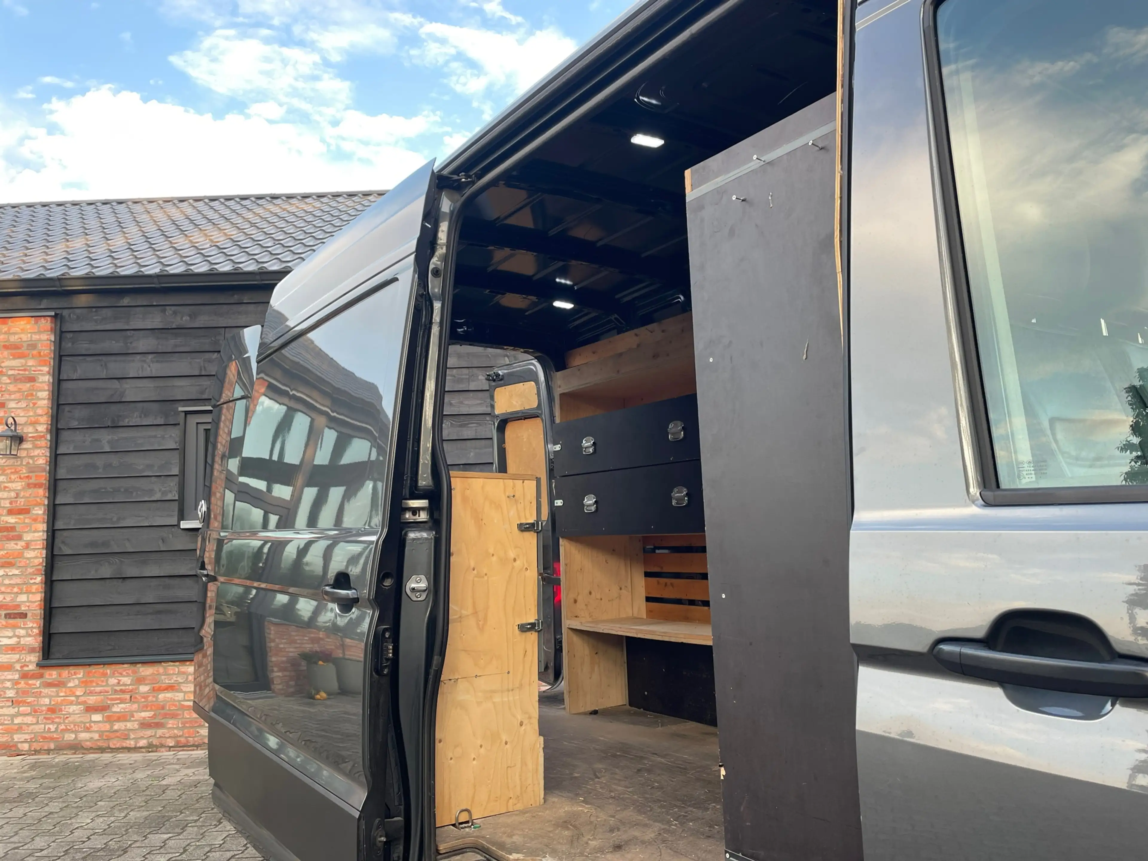 Volkswagen Crafter 35 2.0 TDI L3H3 Highline - ACC - Led - Luchtgeveer — photo 12