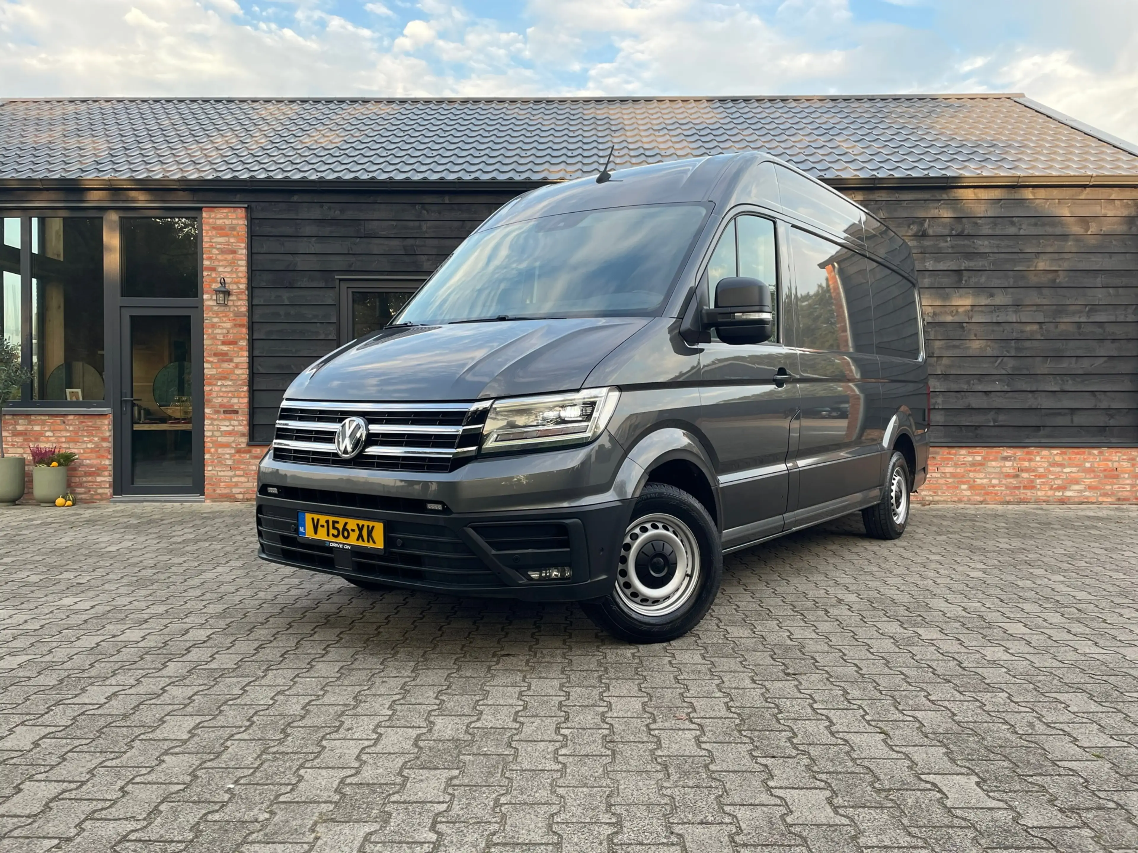 Volkswagen Crafter 35 2.0 TDI L3H3 Highline - ACC - Led - Luchtgeveer — photo 2
